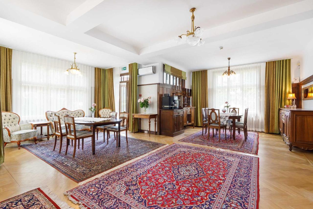 Villa Meri Parnawa Zewnętrze zdjęcie